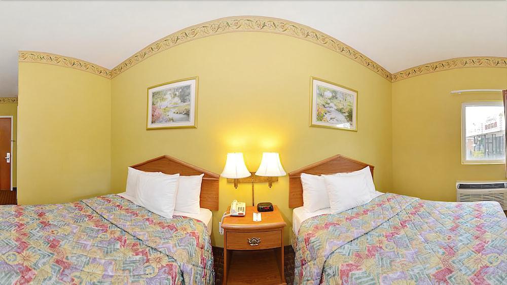 Econo Lodge Louisville Airport Exteriér fotografie